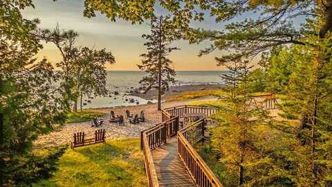 12429 Meanderline, Charlevoix, MI 49720