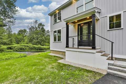 33 Sharon Road, Peterborough, NH 03458