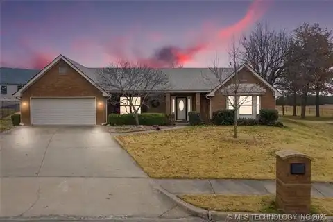 174 Parkhill Place, Bartlesville, OK 74006