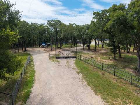 1107 Bays Road, Axtell, TX 76624