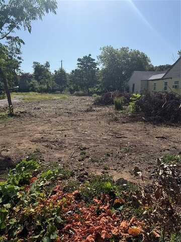 903 S Ayers Avenue, Fort Worth, TX 76103