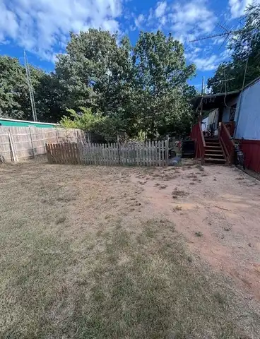 7047 Alcove Street, Azle, TX 76020