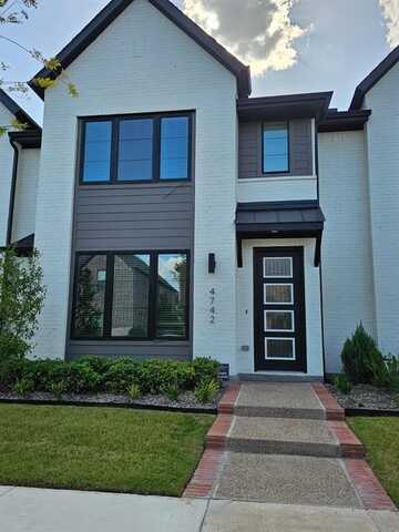 4742 Smokey Quartz Lane, Arlington, TX 76005