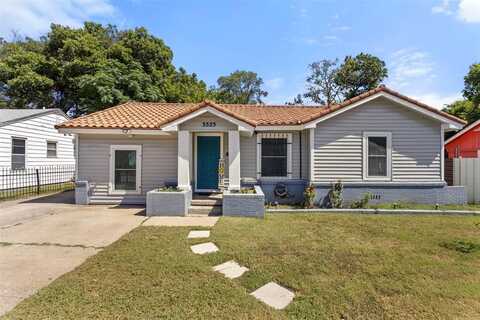3525 Kellis Street, Fort Worth, TX 76119