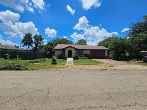 311 N Arthur Street, Mc Gregor, TX 76657