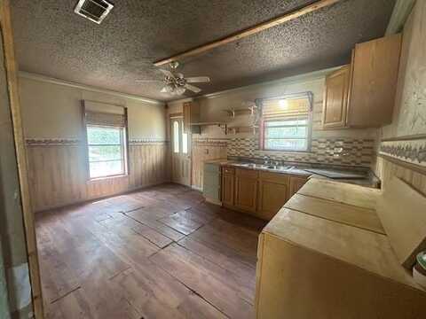 2003 Hillview Street, Mesquite, TX 75149