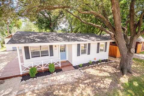 104 Alice Drive, Little Elm, TX 75068