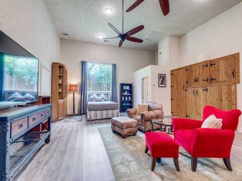 102 Bentwood Court, Denton, TX 76210