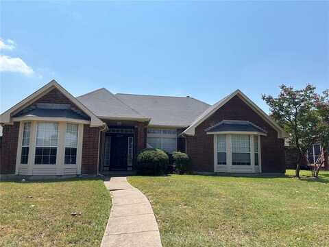 8002 Coastway Drive, Rowlett, TX 75088
