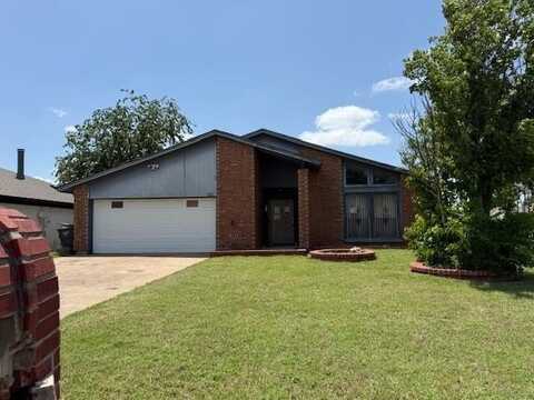 6800 Eagle Rock Drive, Fort Worth, TX 76133