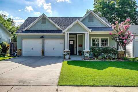 2733 Townsend Drive, Fort Worth, TX 76110