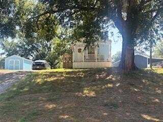 900 River View Road, Millsap, TX 76066
