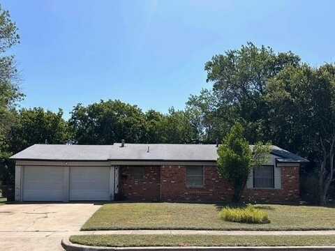 1351 Roma Lane, Fort Worth, TX 76134
