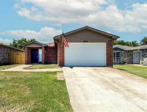 6824 Brookhaven Trail, Fort Worth, TX 76133