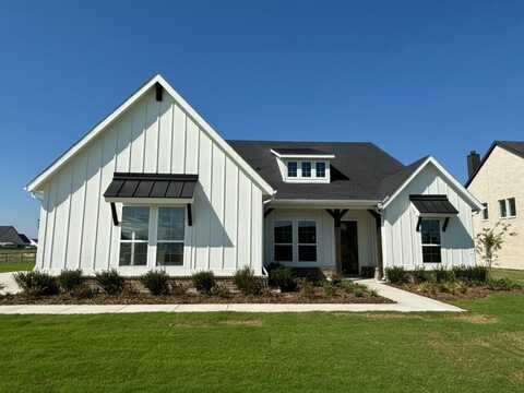 12108 Crystal Drive, Krum, TX 76249
