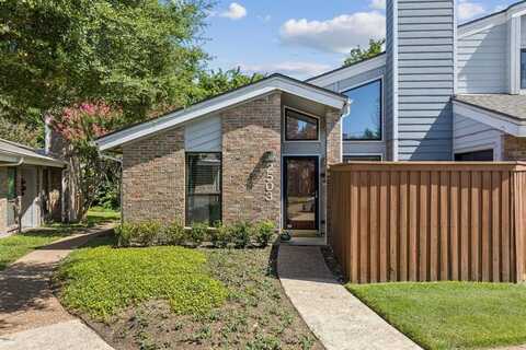 17490 Meandering Way, Dallas, TX 75252