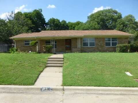 8300 Doreen Avenue, Fort Worth, TX 76116
