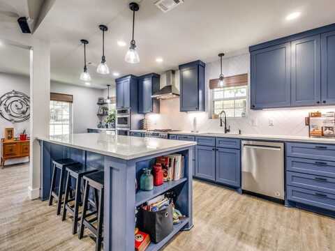 1313 Juniper Lane, Lewisville, TX 75077