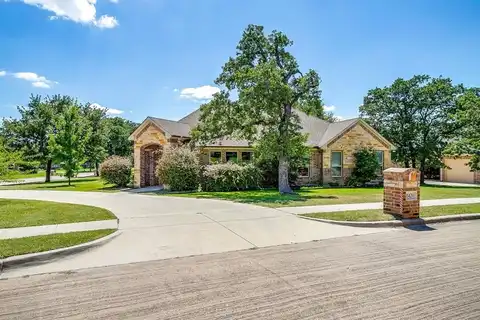 1420 Briar Crossing Drive, Decatur, TX 76234