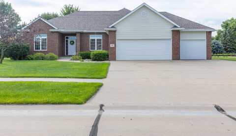 426 Fawn Hollow, Dakota Dunes, SD 57049