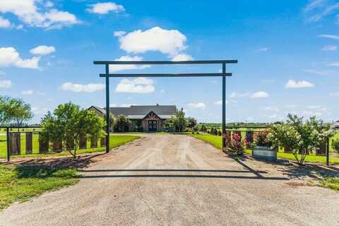 134 County Rd 107, Seminole, TX 79360