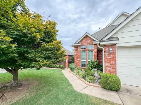 3824 Highpoint Court, Norman, OK 73072