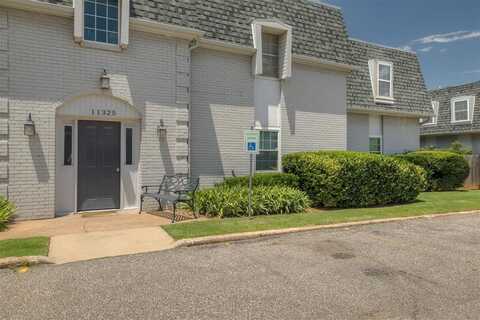 11325 N May Avenue, Oklahoma City, OK 73120