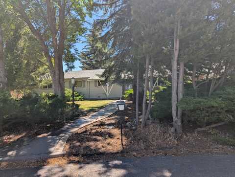 611 Valley View Drive, Burns, OR 97720