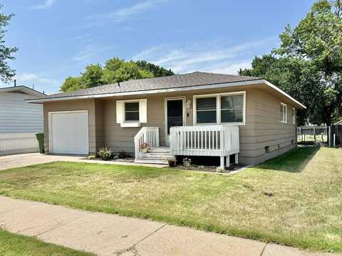 250 S Mission Ridge Ave, Colby, KS 67701