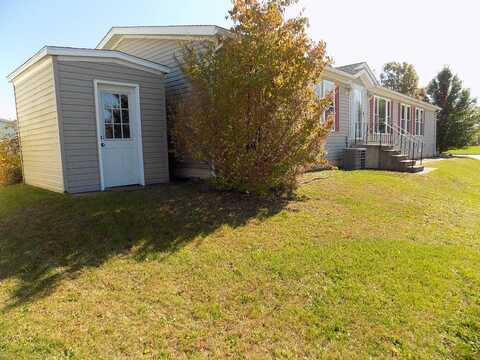 1855 Laurel St, Newport, MI 48166