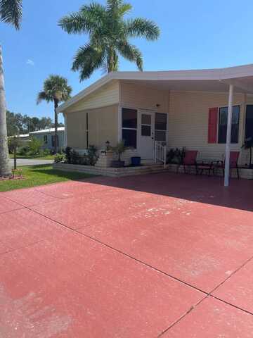 2692 NE HWY 70, Arcadia, FL 34266