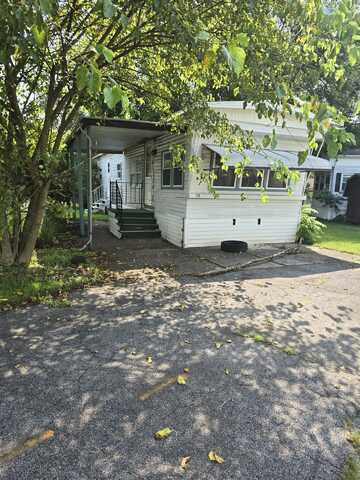326 Peachwood Drive, Altoona, PA 16601