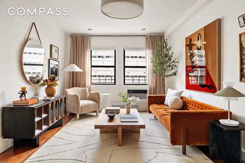 424 West 49th Street, New York, NY 10019
