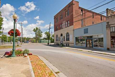 342 S. Monroe Street, Alderson, WV 24910