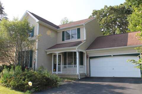 18 Lupine Dr, Ballston Spa, NY 12020