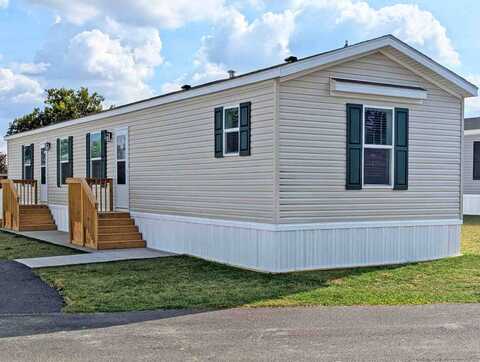 1306 Chateau Circle, Findlay, OH 45840