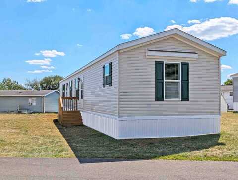 1306 Chateau Circle, Findlay, OH 45840