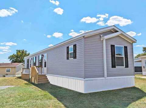 1306 Chateau Circle, Findlay, OH 45840