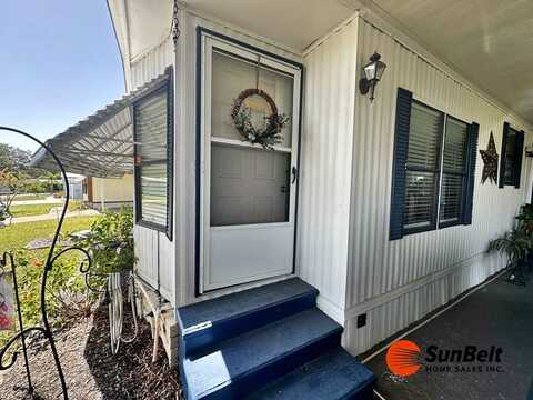 158 Azalea Drive, Fruitland Park, FL 34731