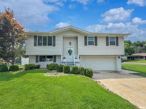 200 KICKAPOO Drive, East Peoria, IL 61611