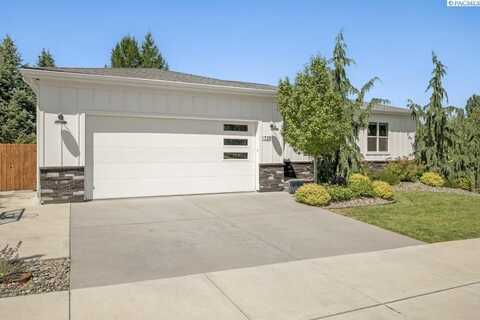 1725 NW Emily, Pullman, WA 99163
