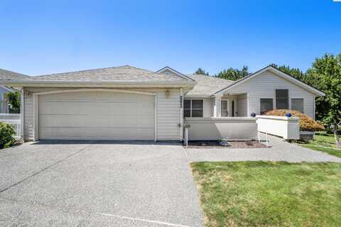 3406 S Huntington Loop, Kennewick, WA 99337
