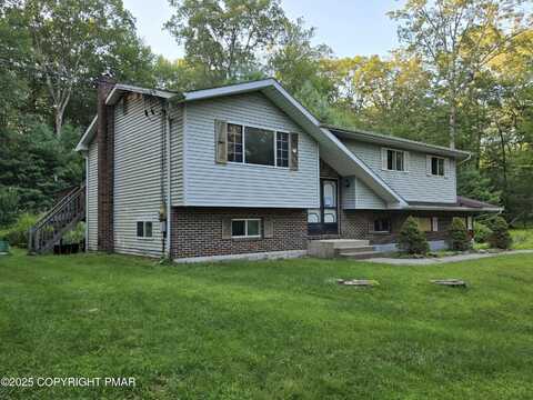 256 Whispering Hills Drive, East Stroudsburg, PA 18301