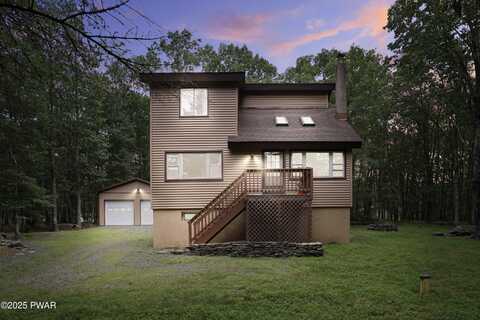 26 Deer Run, Hawley, PA 18428
