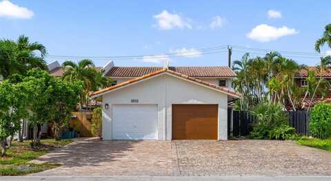 2532 NE 9th St, Fort Lauderdale, FL 33304