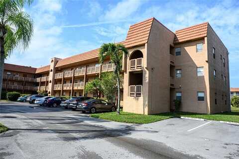 9750 Sunrise Lakes Blvd, Sunrise, FL 33322