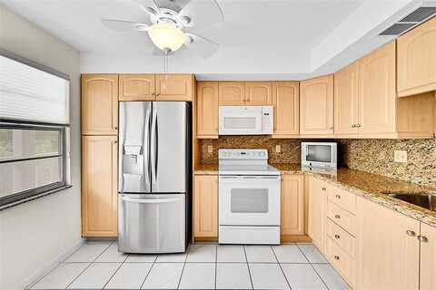 2003 GRANADA, Coconut Creek, FL 33066