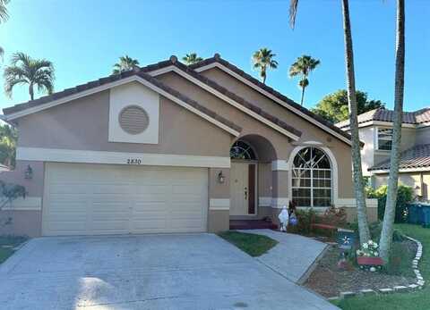2830 La Paz Ave, Hollywood, FL 33026