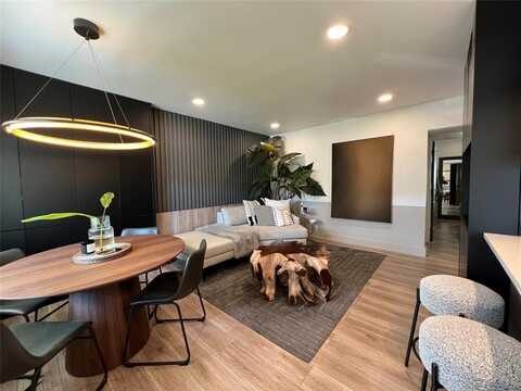 2660 NE 8th Ave, Wilton Manors, FL 33334