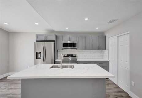 2614 W 65th St, Hialeah, FL 33016